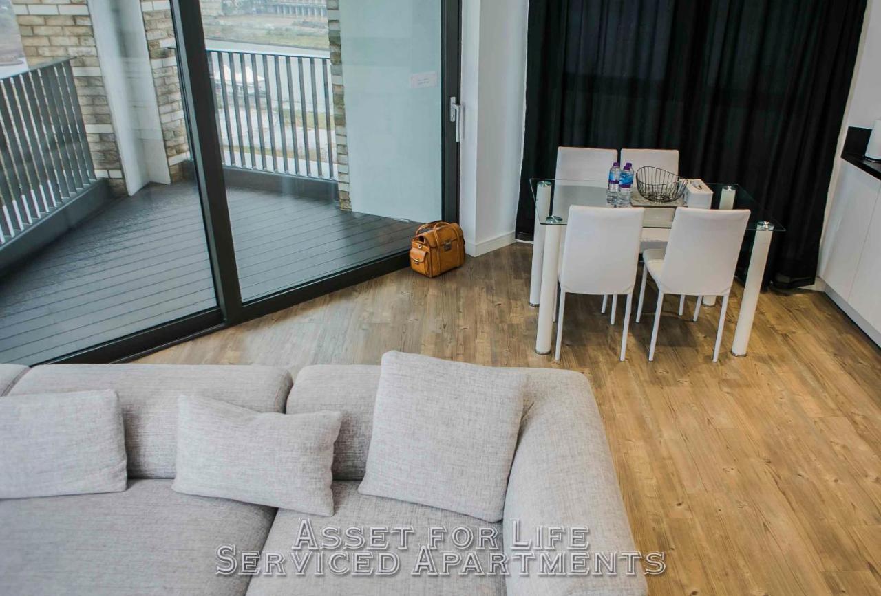 Pontoon Dock Key Workers Apartment London Eksteriør billede