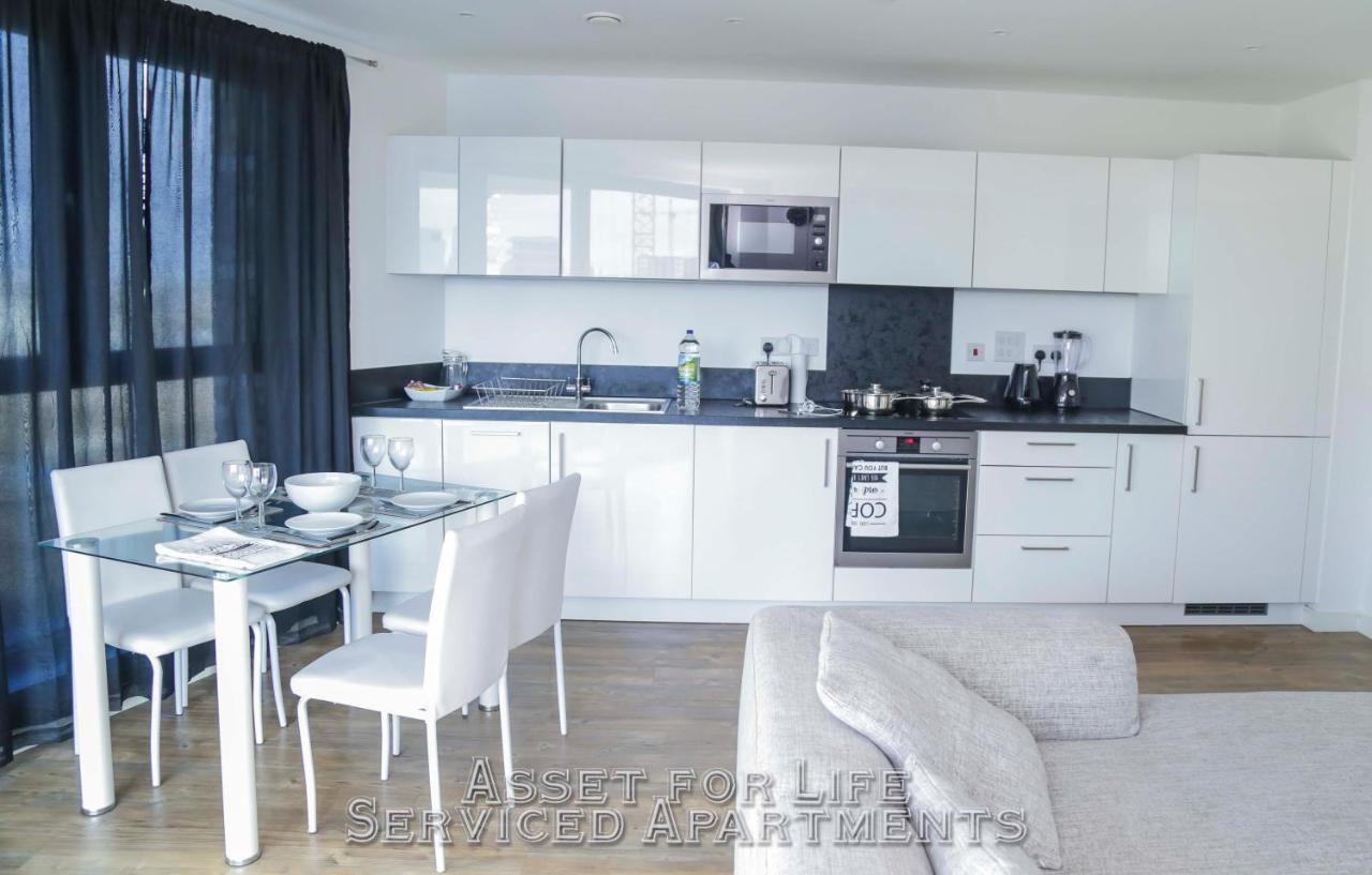 Pontoon Dock Key Workers Apartment London Eksteriør billede